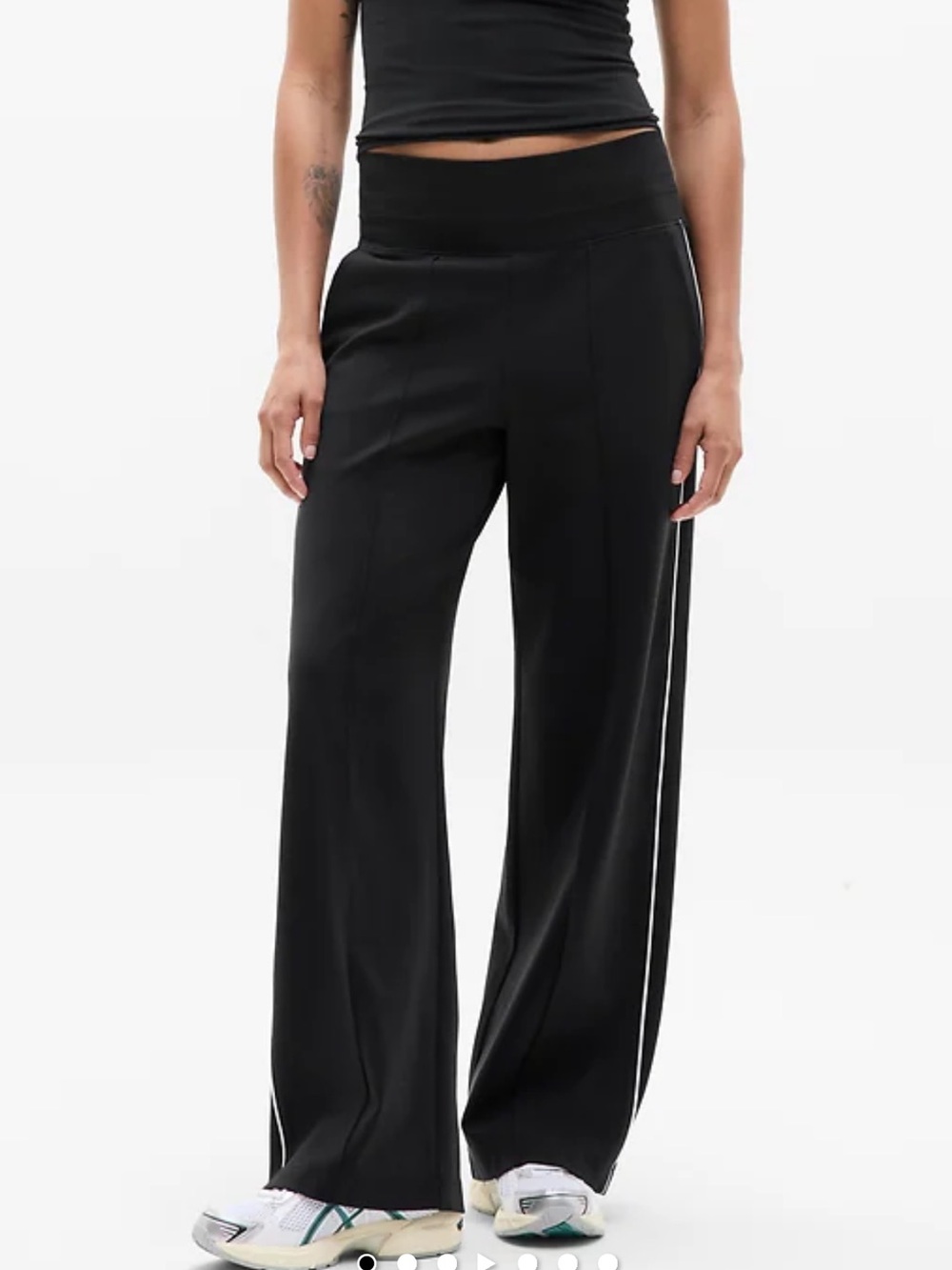 Athleta Venice Black Wide-Leg Track Pants with White Side Stripe Sz Small
Active